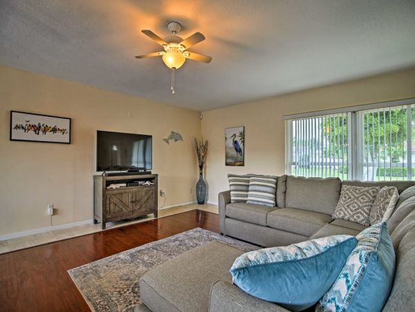 Short Walk to Ocean Palm Beach Vacation Home Private Pool