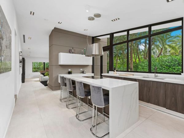 Private Pool Miami Beach Vacation Home Six Bedroom  14 Guest