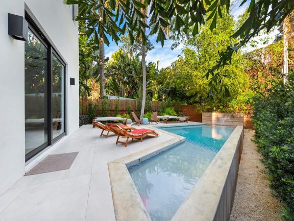 Private Pool Miami Beach Vacation Home Six Bedroom  14 Guest