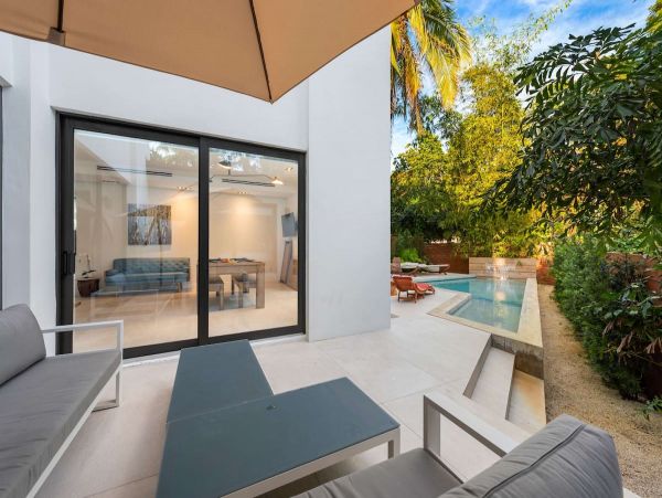 Private Pool Miami Beach Vacation Home Six Bedroom  14 Guest