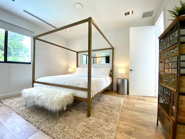 Private Pool Miami Beach Vacation Home Six Bedroom  14 Guest