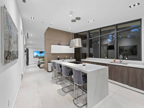 Private Pool Miami Beach Vacation Home Six Bedroom  14 Guest