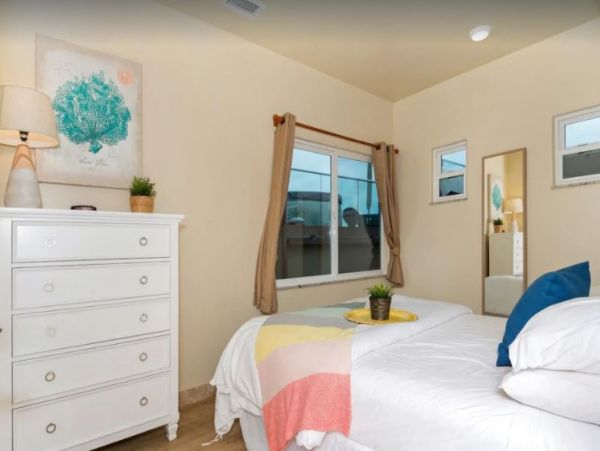 Stunning Oceanside Rental on the Sand with Great Ocean Views