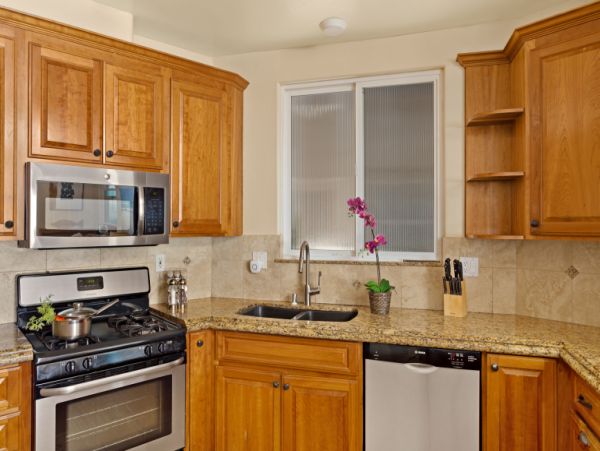 On Beach Oceanside Vacation Home Twelve Bedrooms