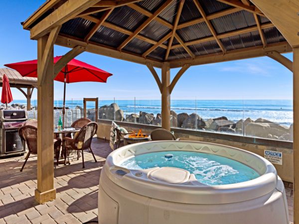 On Beach Oceanside Vacation Home Twelve Bedrooms