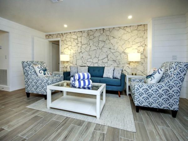 Short Walk to Beach Sanibel Vacation Condo Four Bedroom Sleeps 10