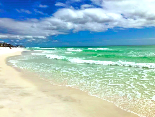 5 Bedroom Main House, 1 Bedroom Guest House in Miramar Beach