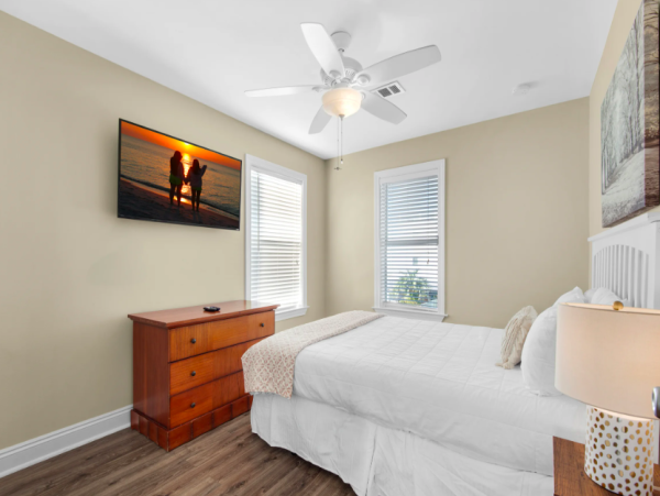 5 Bedroom Main House, 1 Bedroom Guest House in Miramar Beach