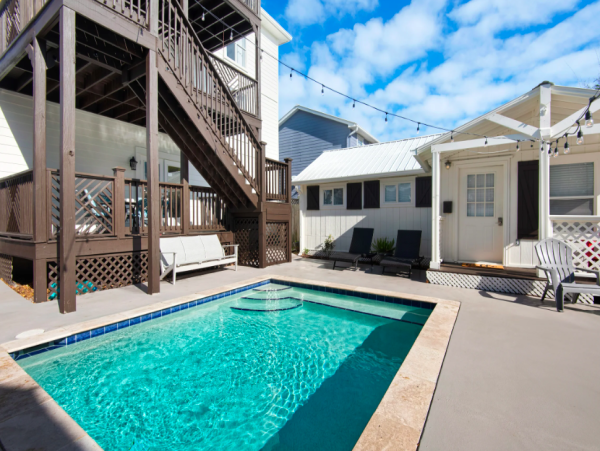 5 Bedroom Main House, 1 Bedroom Guest House in Miramar Beach