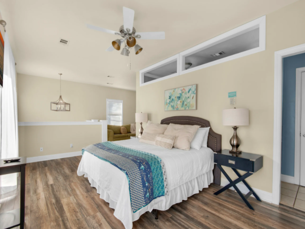 5 Bedroom Main House, 1 Bedroom Guest House in Miramar Beach
