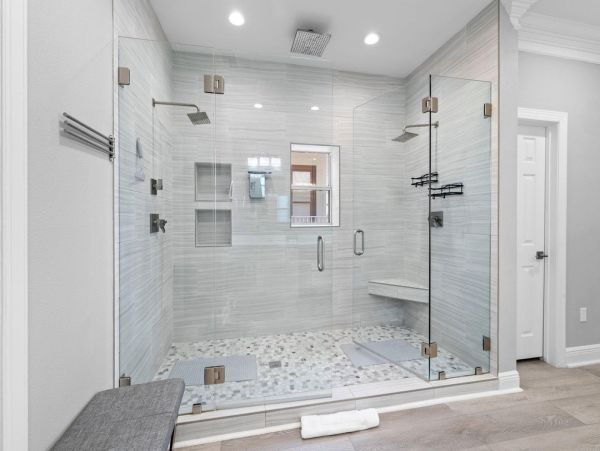 Luxurious Family Retreat in Destin - Private Pool & Lake Views