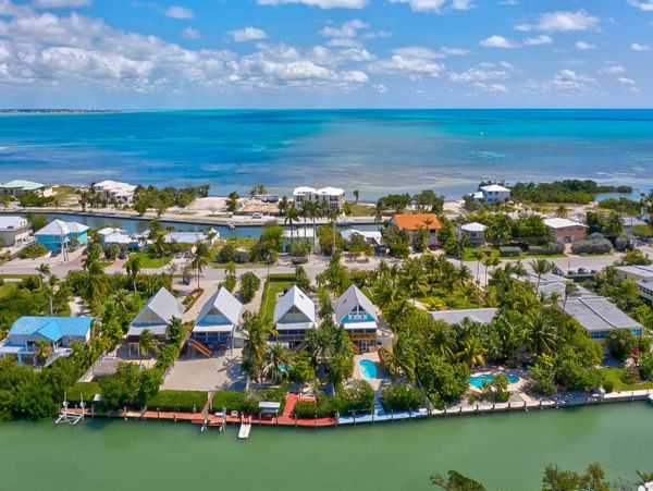 Marathon Vacation Home Private Pool & Short Walk To Beach
