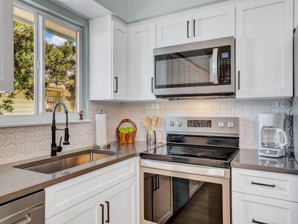 Marathon Vacation Home Private Pool & Short Walk To Beach