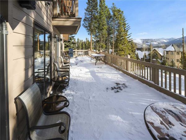 Ski-in Ski-Out Five-Bedroom Rental Home in Breckenridge