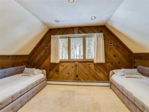 Ski-in Ski-Out Five-Bedroom Rental Home in Breckenridge