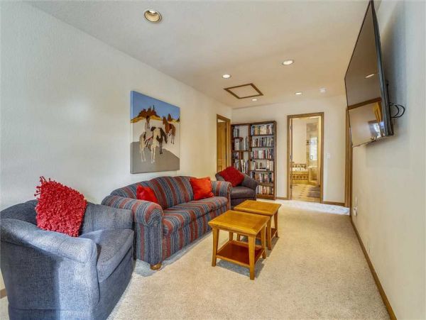 Ski-in Ski-Out Five-Bedroom Rental Home in Breckenridge