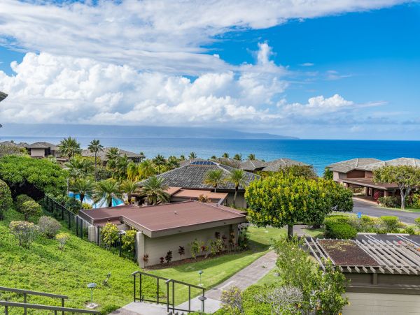 Two Bedroom Kapalua Condo with Beautiful Ocean Views