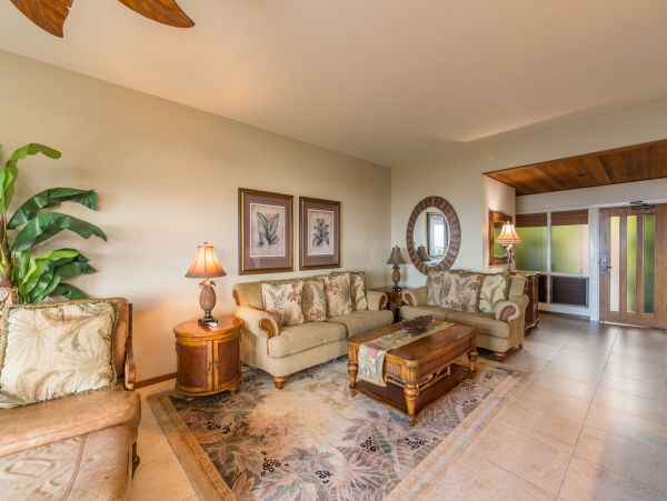 Two Bedroom Kapalua Condo with Beautiful Ocean Views