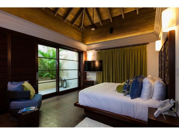 Anguilla Home 985037