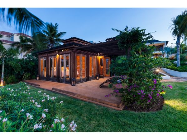 Anguilla Home 985037