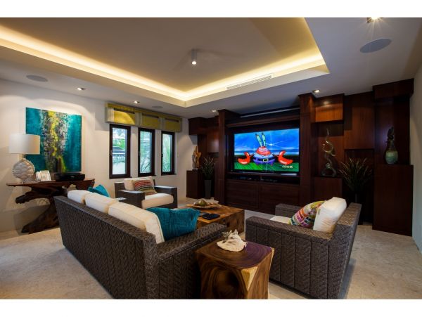 Anguilla Home 985037