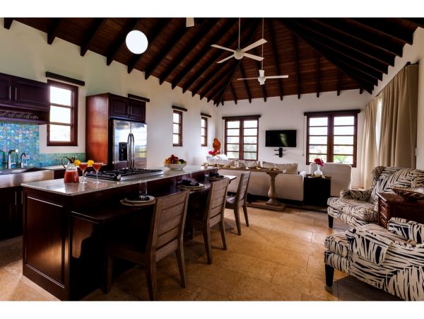 Anguilla Home 985037