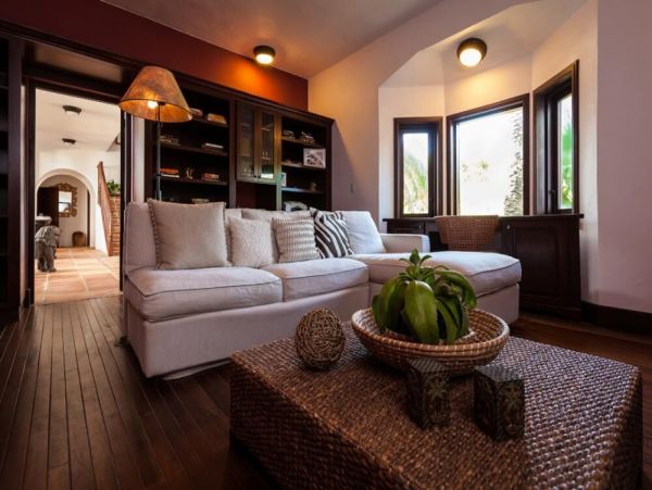 Anguilla Home 985040