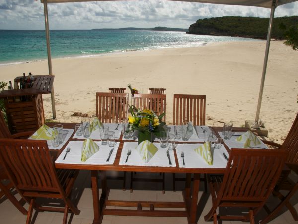 Anguilla Home 985043
