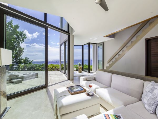 Anguilla Home 985048