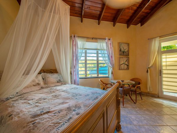 Anguilla Home 985056