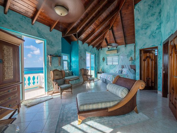 Anguilla Home 985056