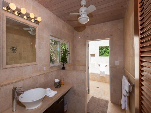 Anguilla Home 985062