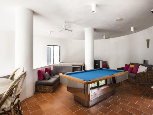 Anguilla Home 985065