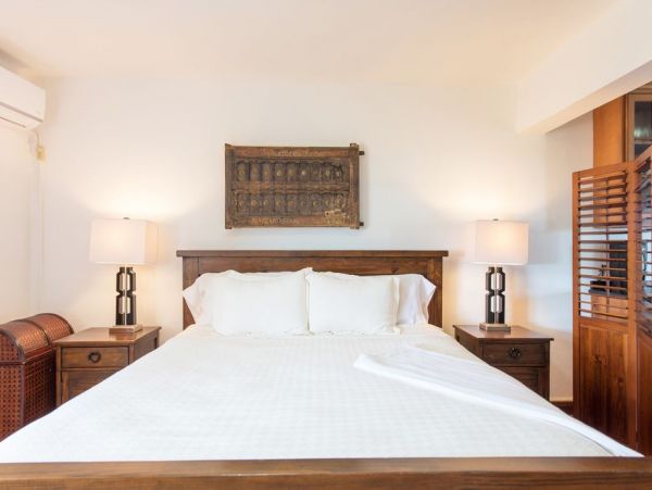 Anguilla Home 985069