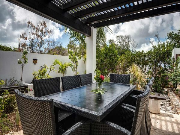 Anguilla Home 985070