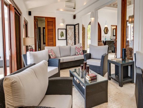 Anguilla Home 985070