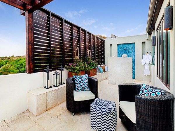 Anguilla Home 985074