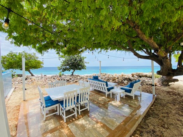 Anguilla Home 985076
