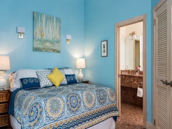 Anguilla Home 985077