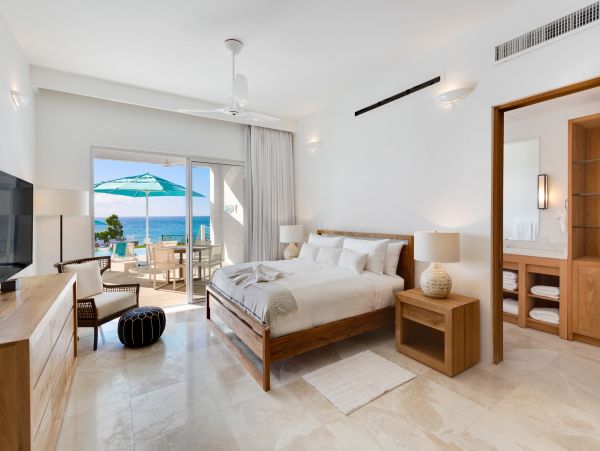 Anguilla Home 985078