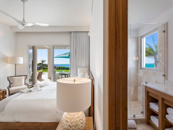 Anguilla Home 985078