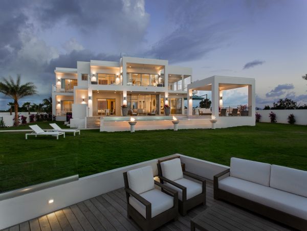 Anguilla Home 985078