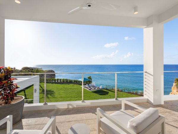 Anguilla Home 985078