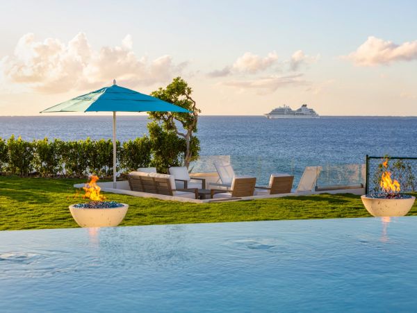 Anguilla Home 985078