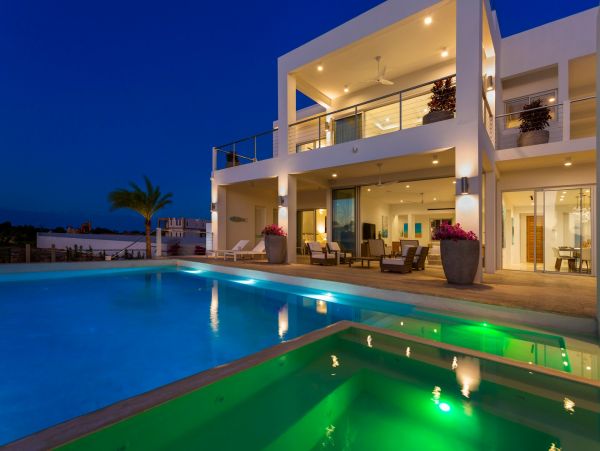 Anguilla Home 985078
