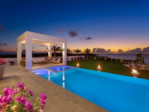 Anguilla Home 985078