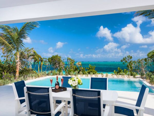 Anguilla Home 985082