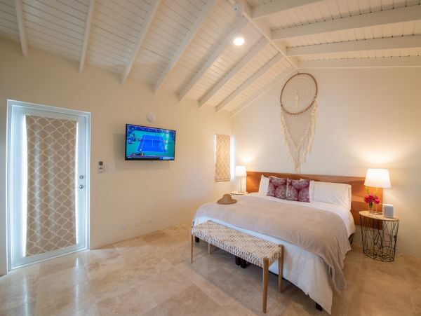 Anguilla Home 985083