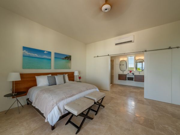 Anguilla Home 985083