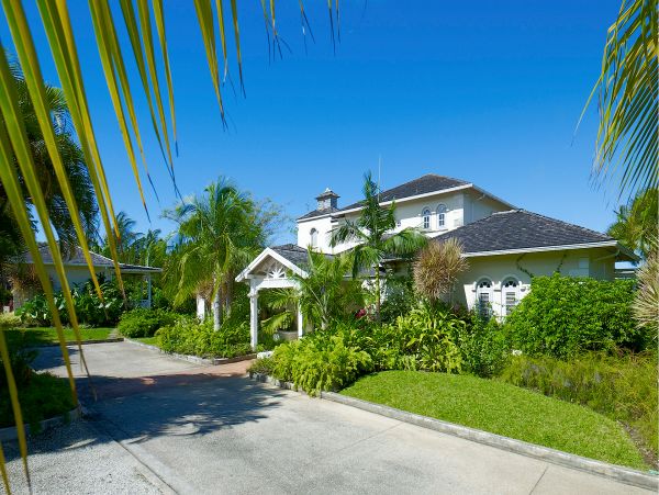 Tropical Vacation Getaway with 4 Bedrooms in Barbados